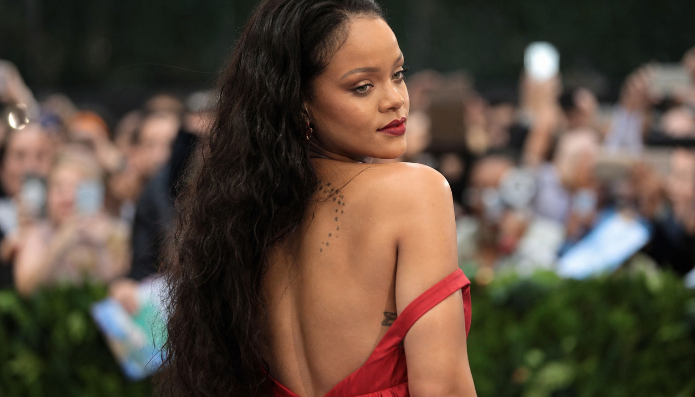 Ce que dévoilent les dessous de Rihanna sur la toile